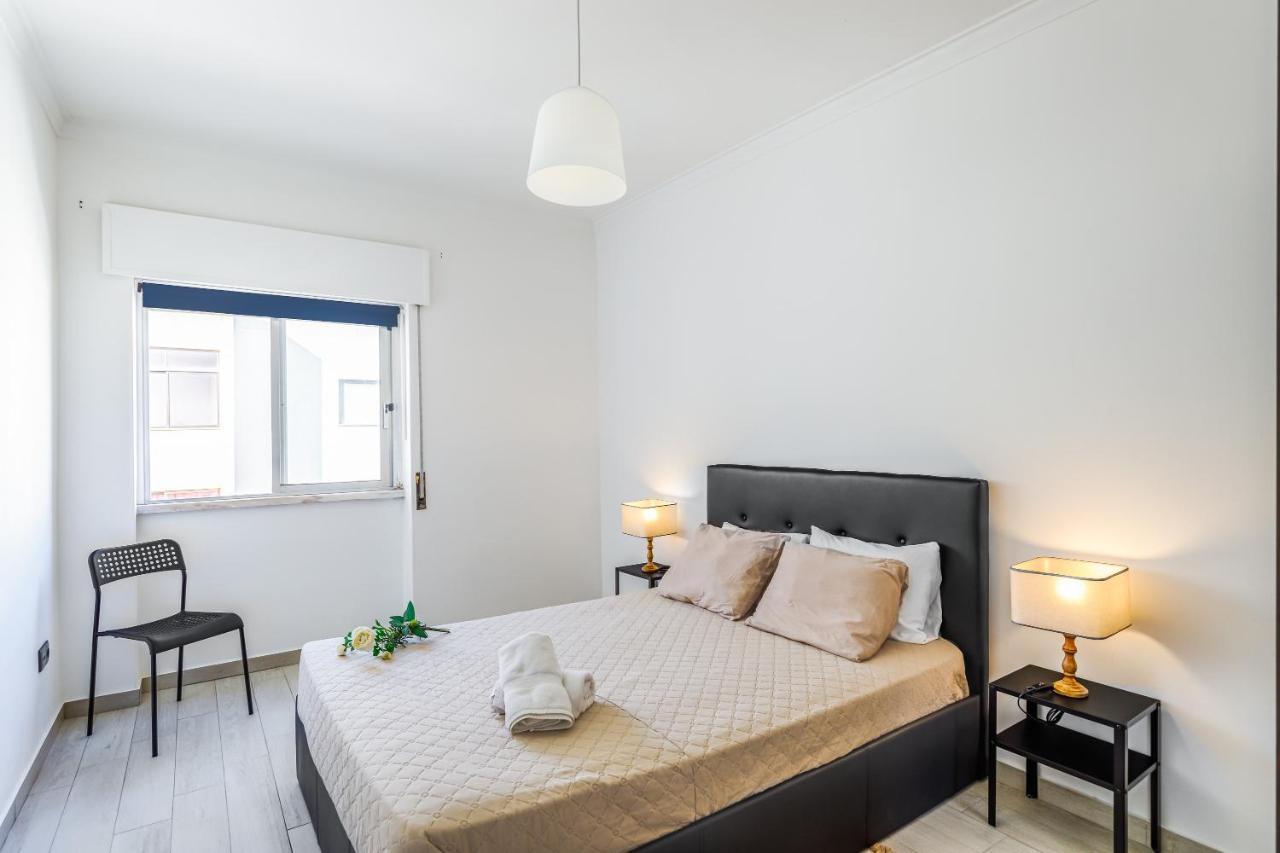 Sleeptubal Moderne Accommodatie Alhos Vedros Luaran gambar